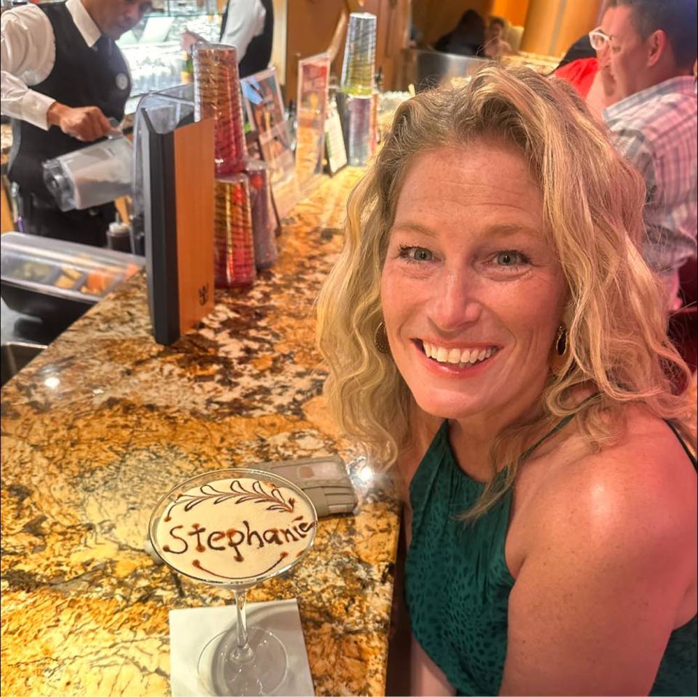 Meet your Posher, Stephanie